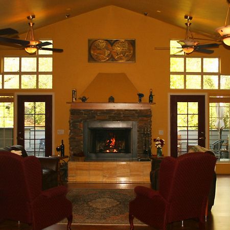 Lucinda'S Country Inn Somerset Екстер'єр фото